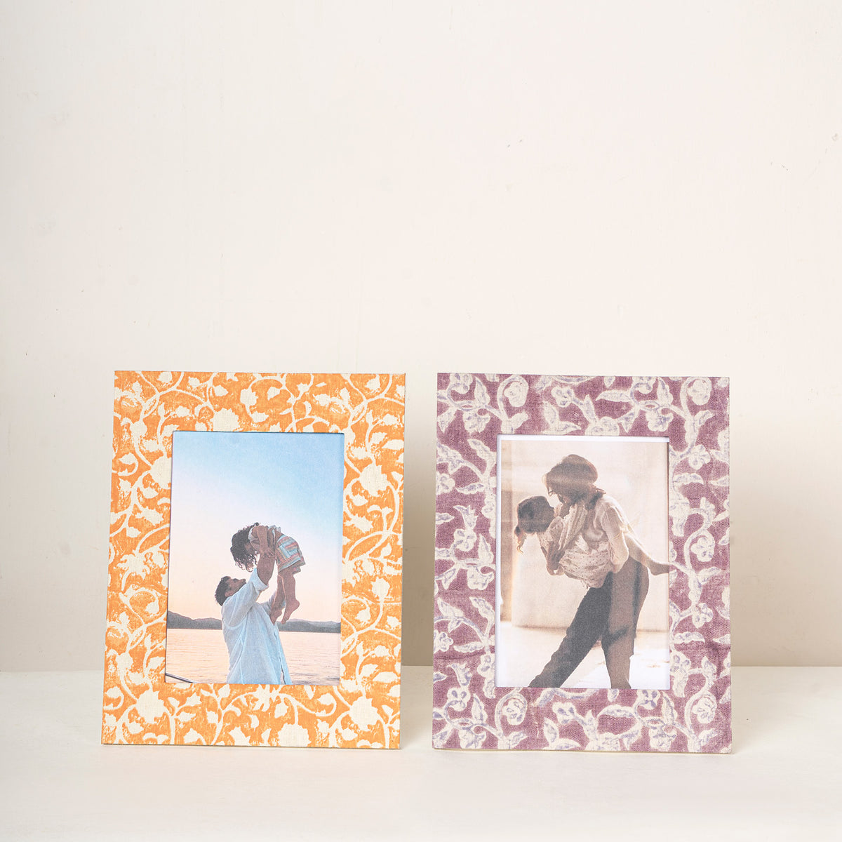 Print & Pose Photo Frames (Set of 2) – Contrast Living