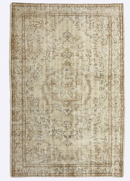 Stonish Wool Hand Knotted Carpet