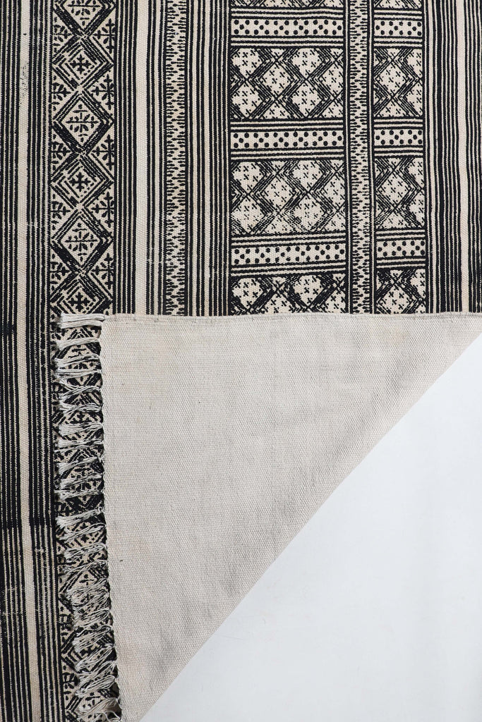 Arivazhagi Cotton Printed Rug