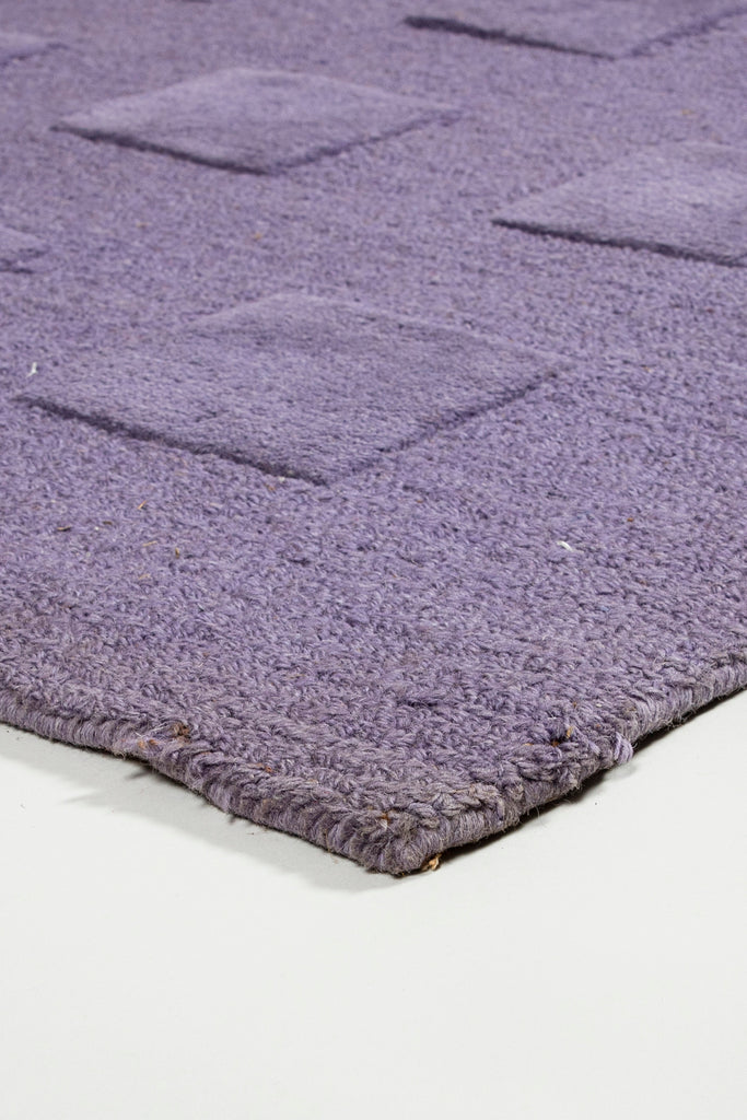 Himans Hand-Tufted Carpet